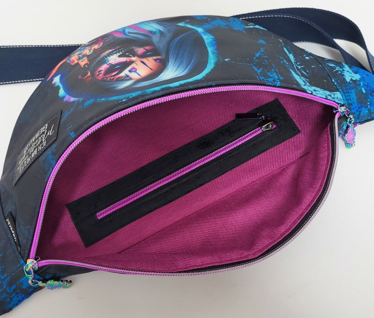 Crossbag BÖSES MÄDCHEN aus Outdoorstoff