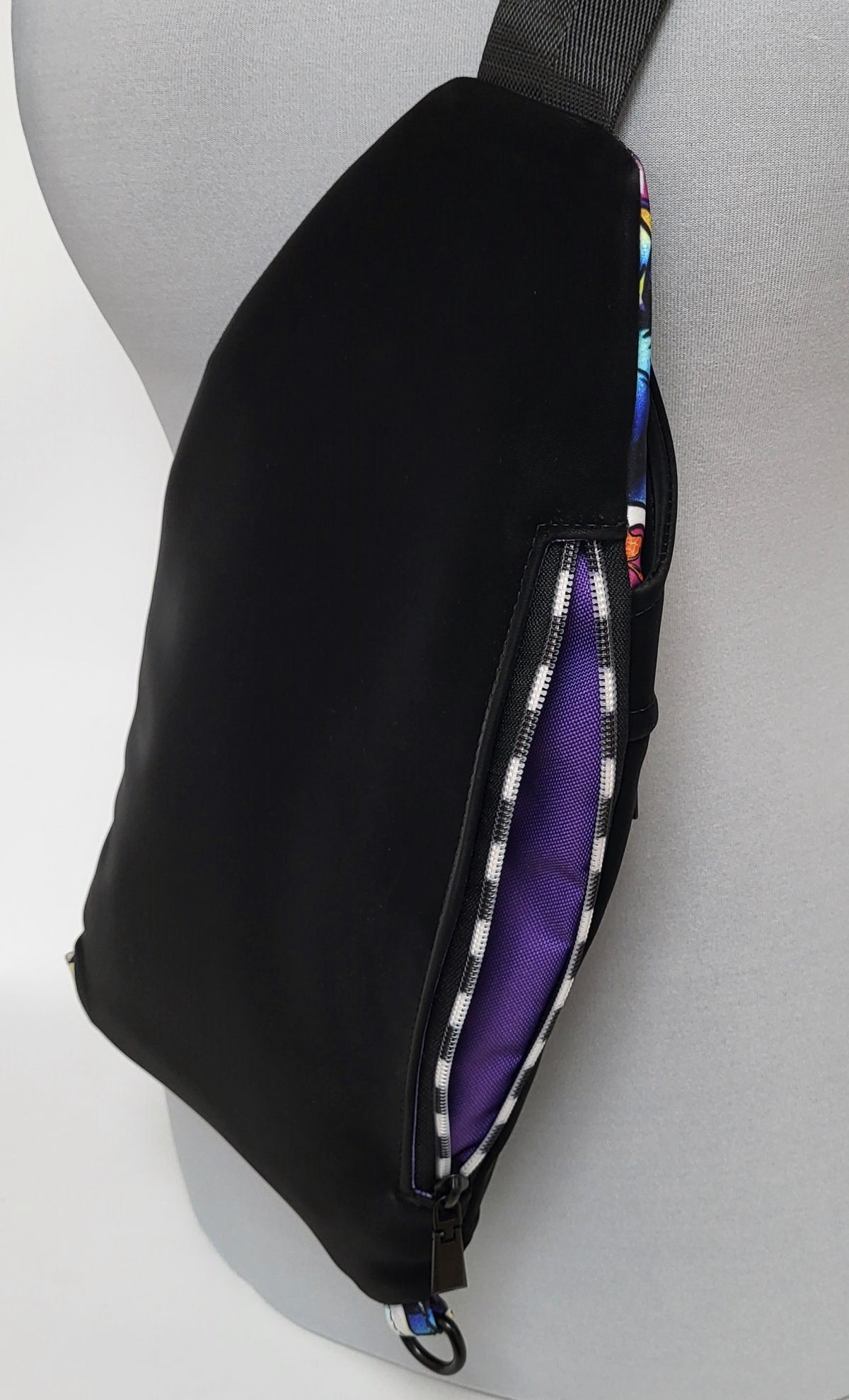 Slingbag Fielder PUNKBÄRCHEN aus Softshell und Kunstleder
