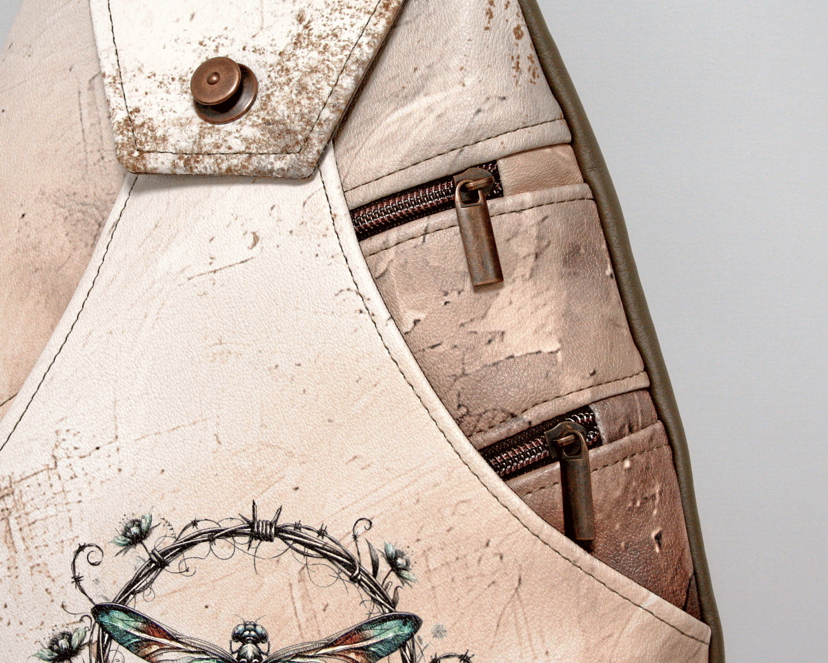 SlingBag Malea Rucksack DRACONIS MUSCA aus Kunstleder