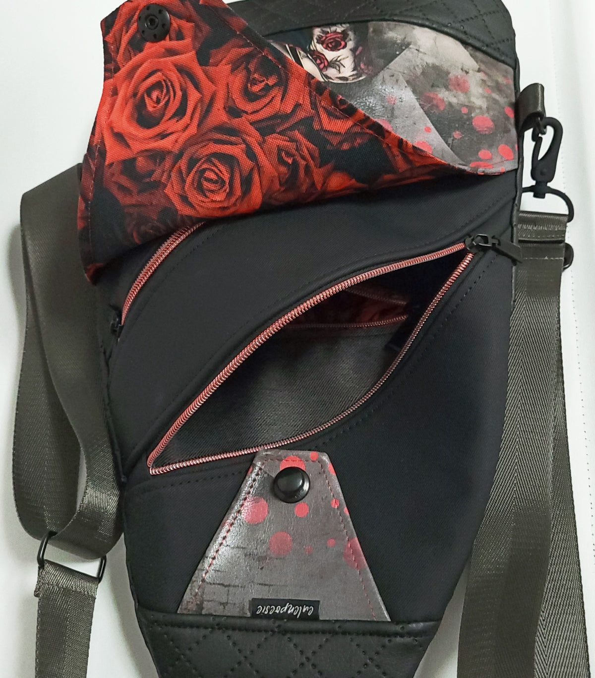 SlingBag Malea Rucksack LaCATRINA aus Kunstleder