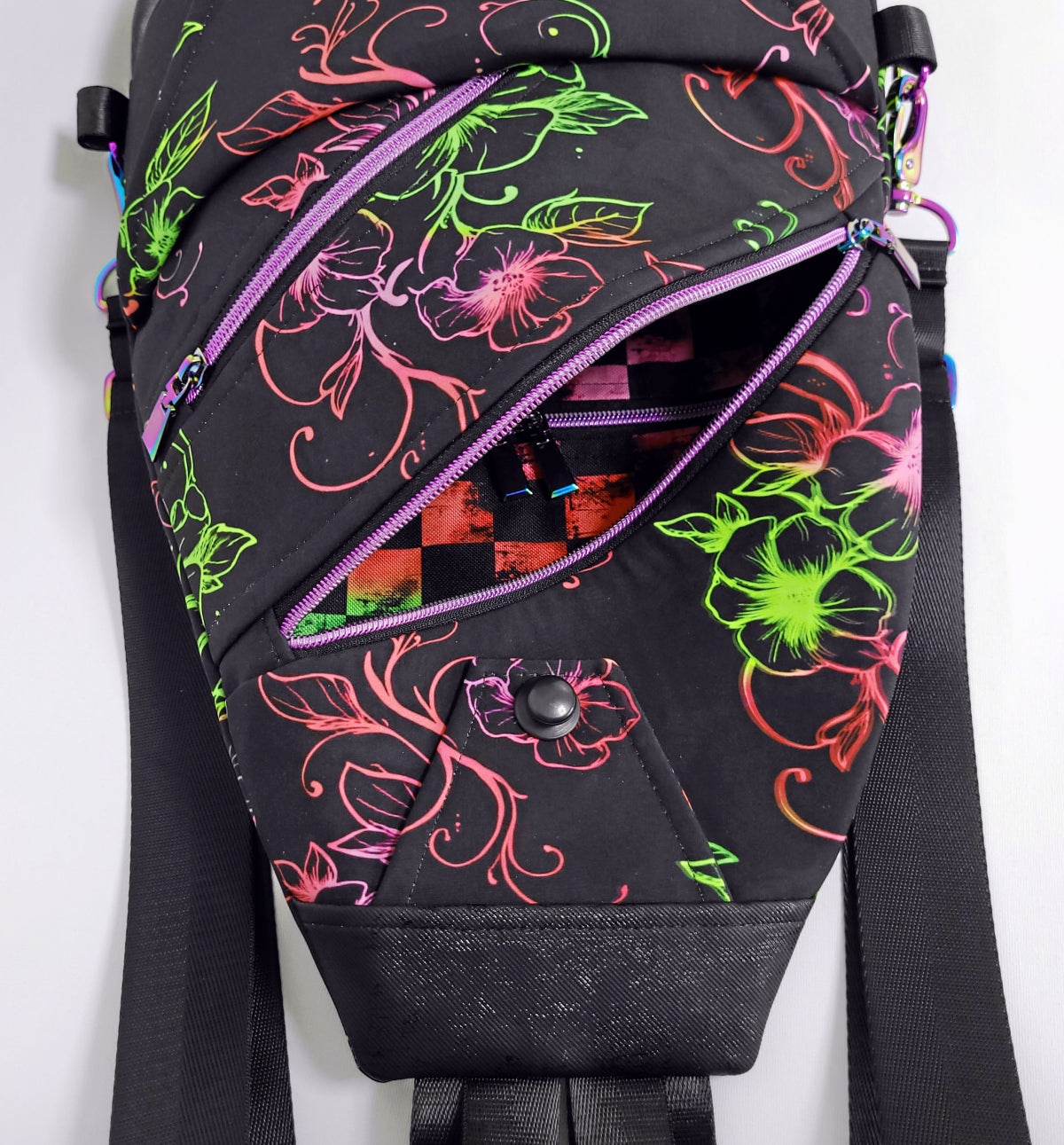 SlingBag Malea Rucksack NEONARA aus Softshell