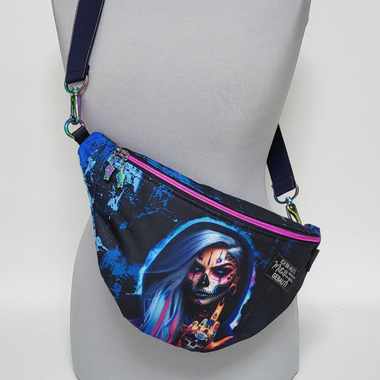 Crossbag BÖSES MÄDCHEN aus Outdoorstoff