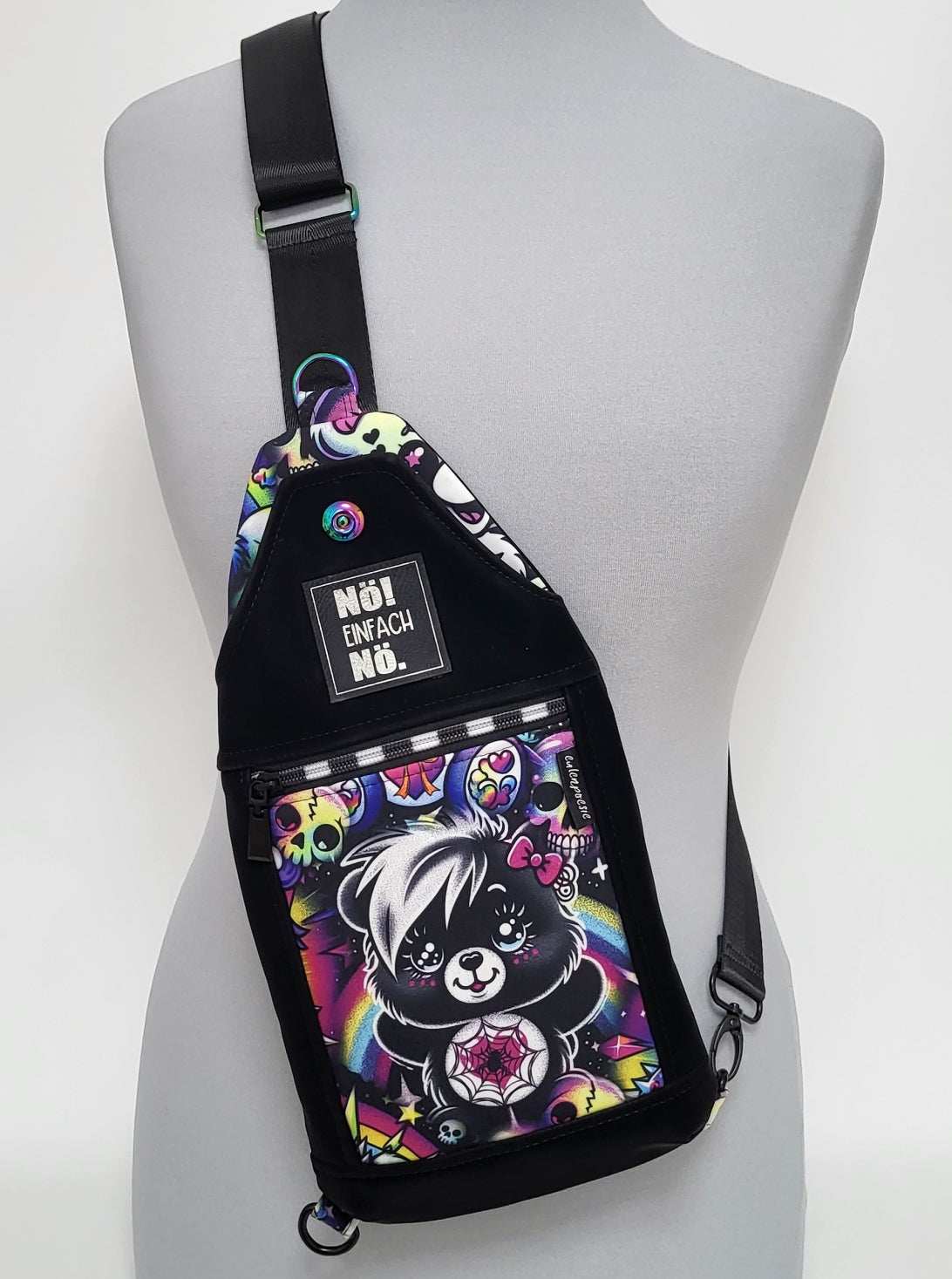 Slingbag Fielder PUNKBÄRCHEN aus Softshell und Kunstleder