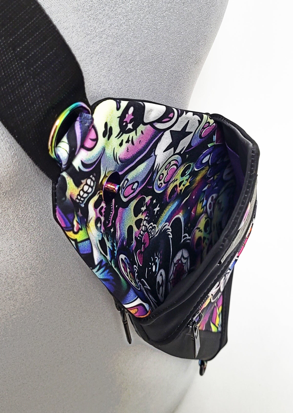 Slingbag Fielder PUNKBÄRCHEN aus Softshell und Kunstleder