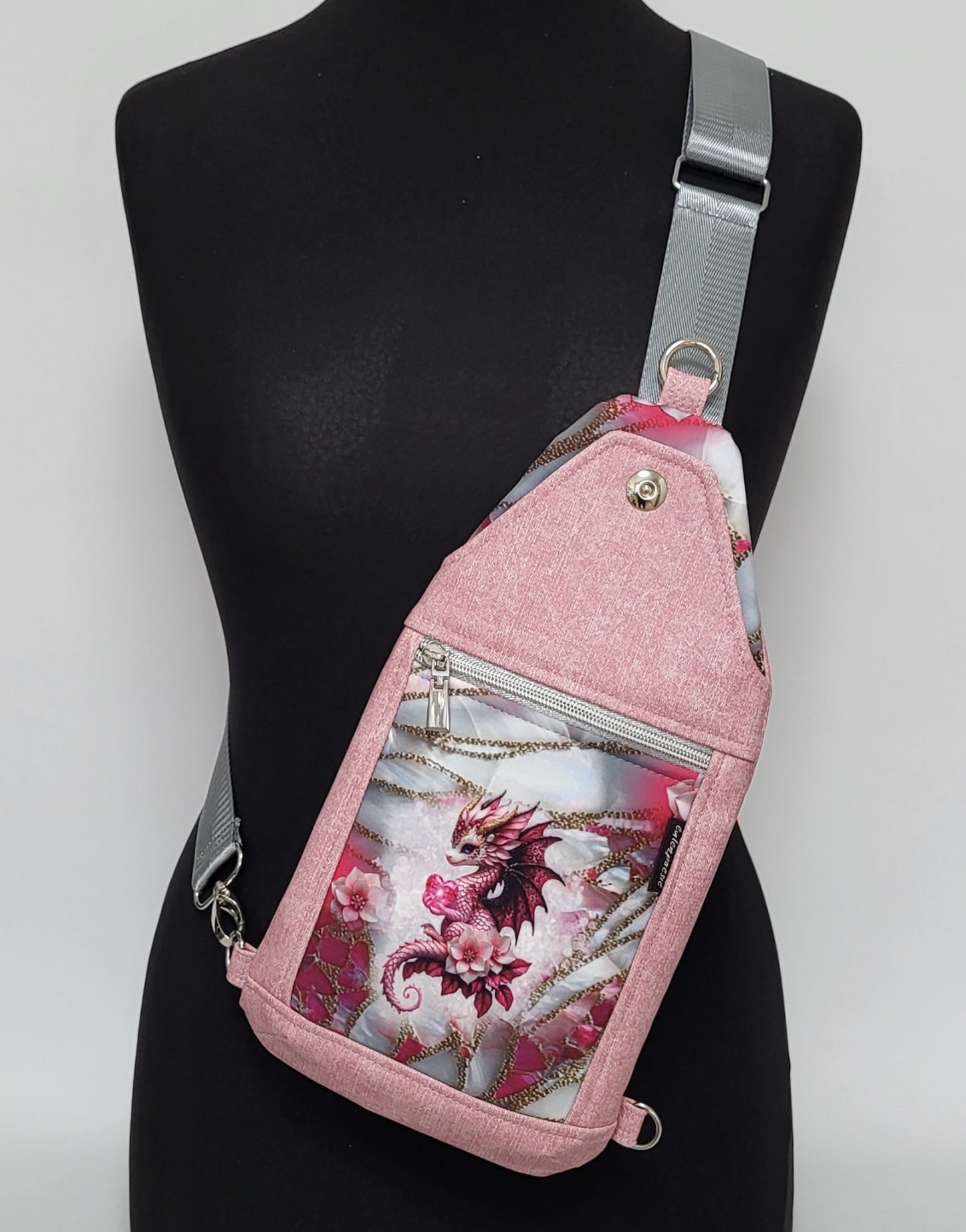 Slingbag Fielder SERAPHINA aus Softshell/Kunstleder