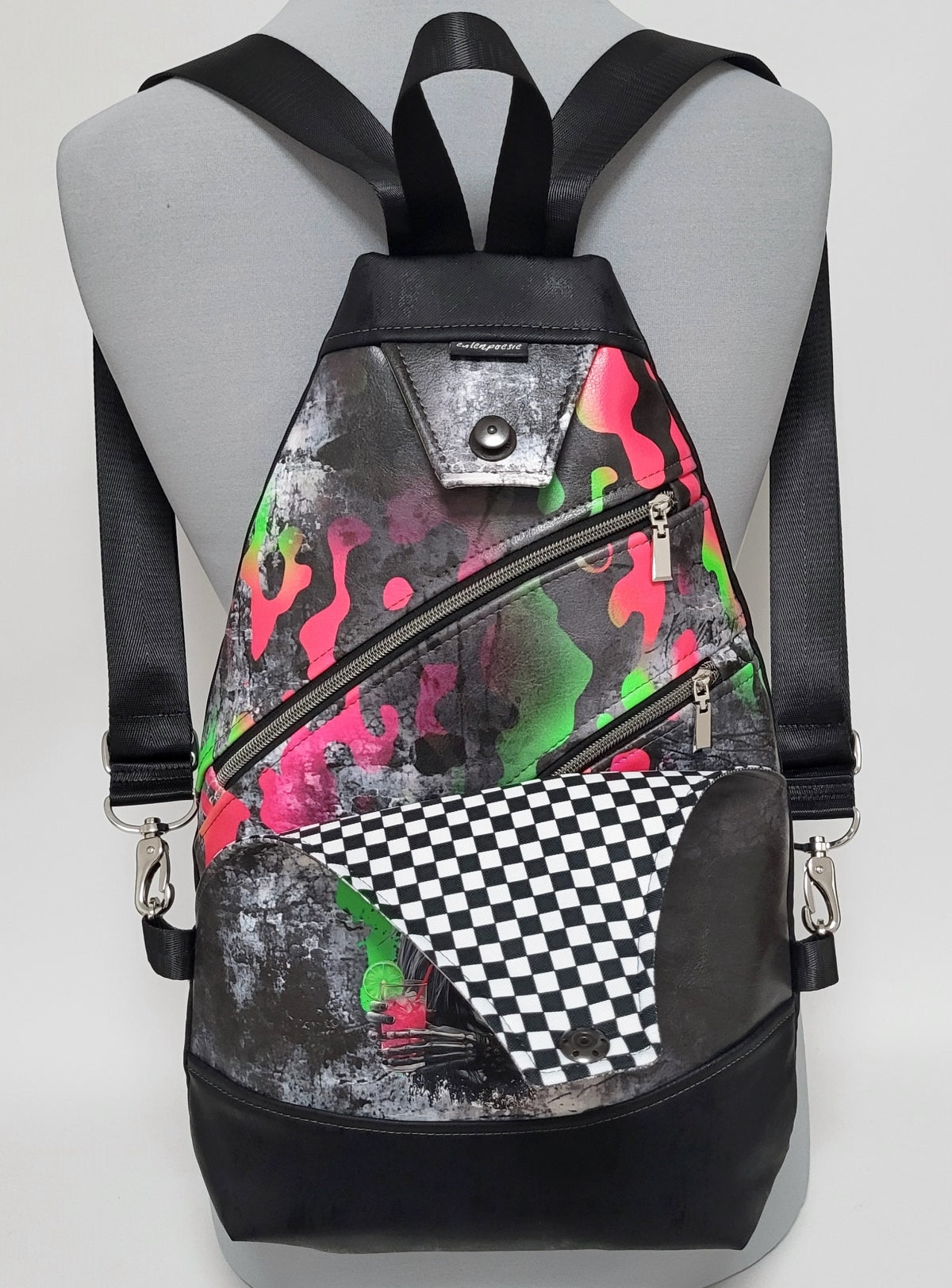 SlingBag Malea Rucksack VICTORIA aus Kunstleder