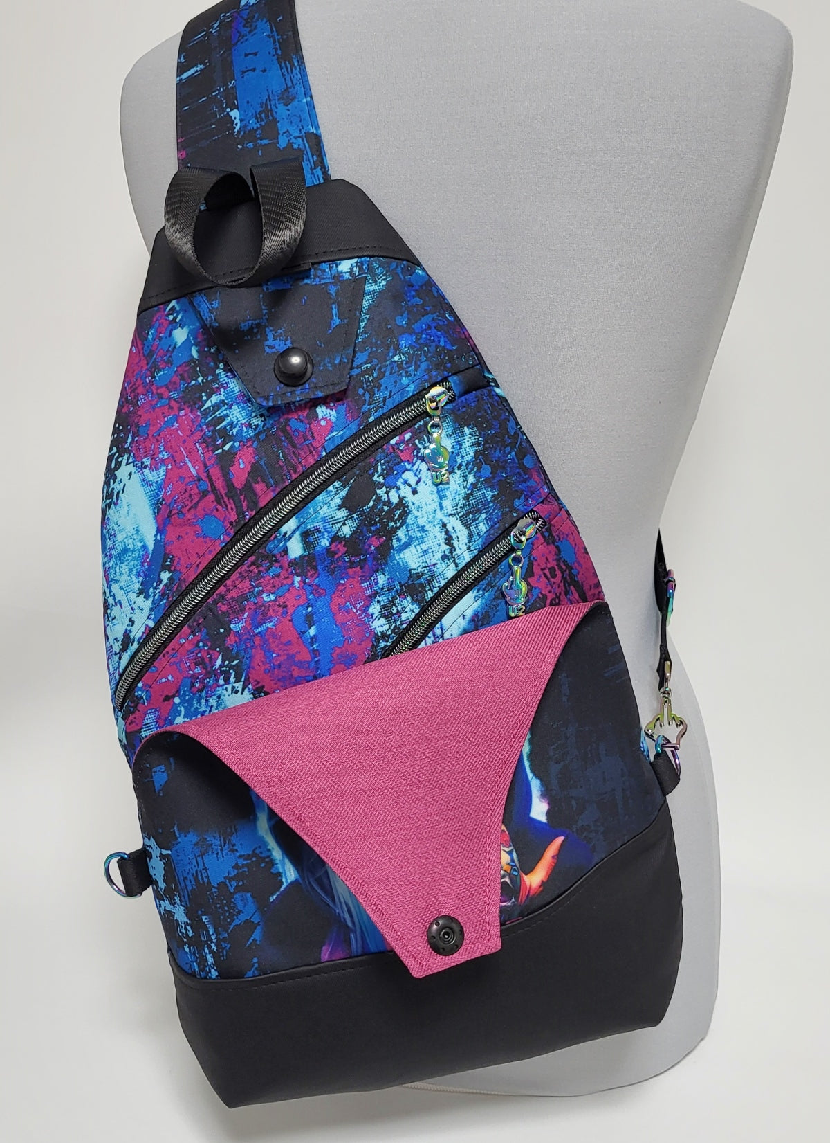 SlingBag Malea BÖSES MÄDCHEN aus Outdoorstoff + Minitasche