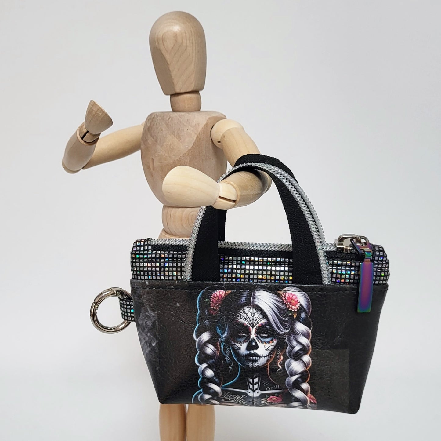 SlingBag Malea Rucksack LA CATRINA 4 aus Kunstleder + Minitasche