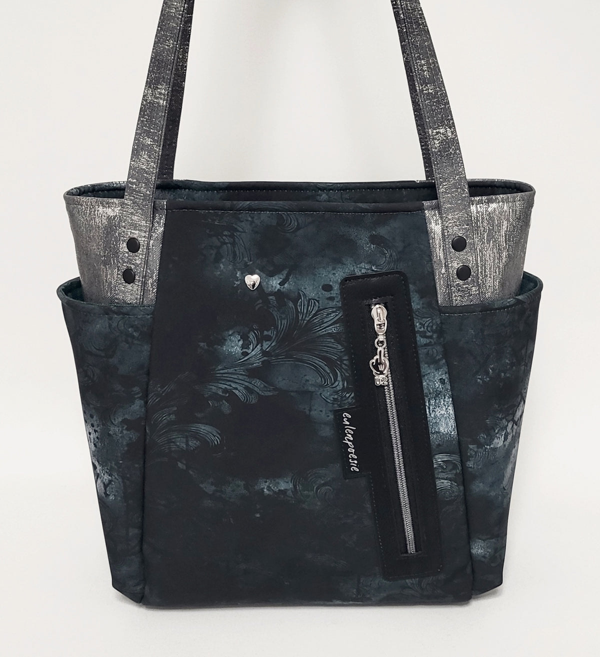 Tasche NOCTARA aus Softshell und Kunstleder